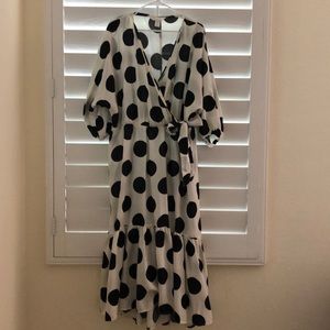 Black and white H&M dress